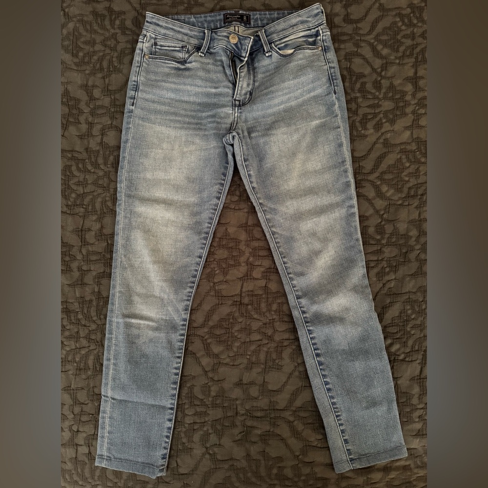 Abercrombie & Fitch Women's Blue Jeans